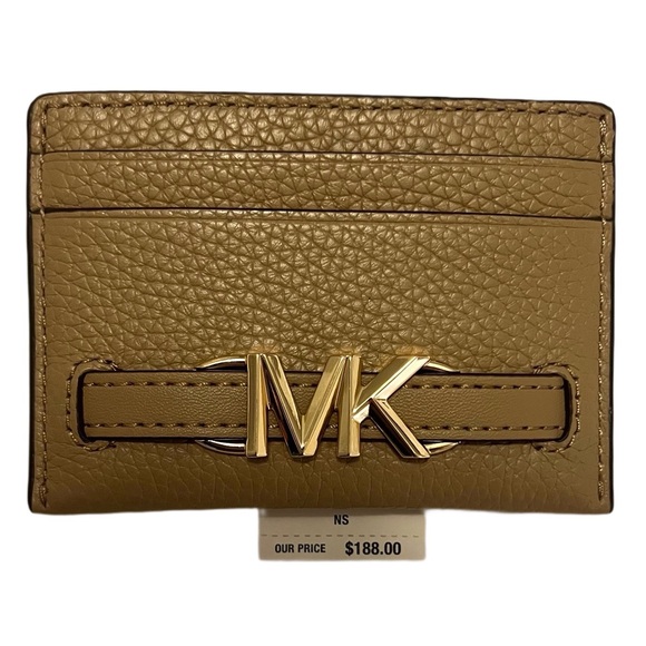 Michael Kors Handbags - Michael Kors Camel Leather Card Holder